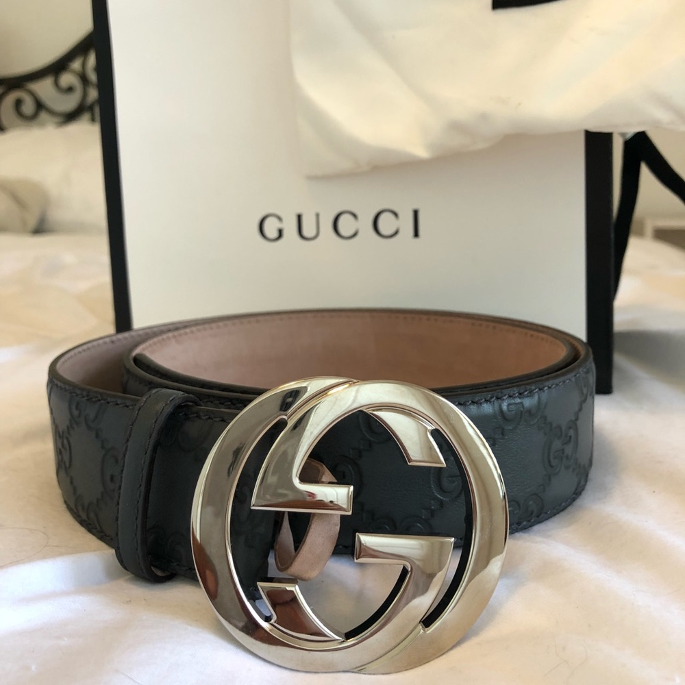 BRAND NEW Gucci belt size 32-34